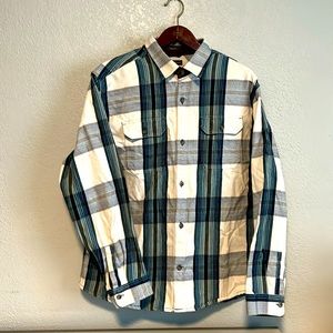 Heavy weight rugged button outdoorsman shirt XL